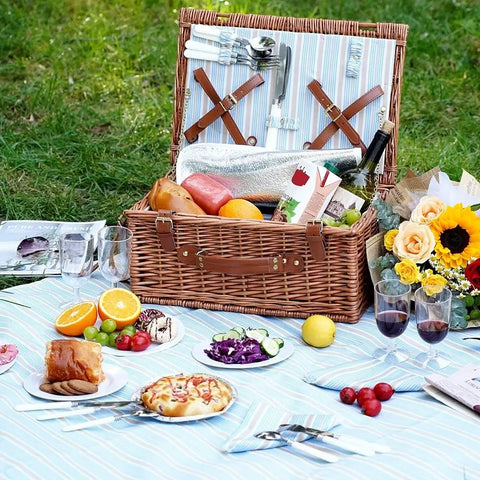 Picnic Basket Set for 4 Persons